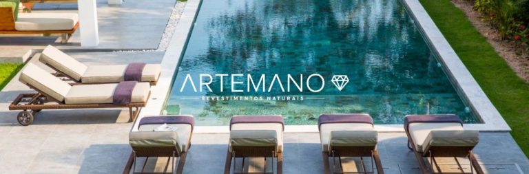 projeto de piscina com revestimento interno de pedra hijau