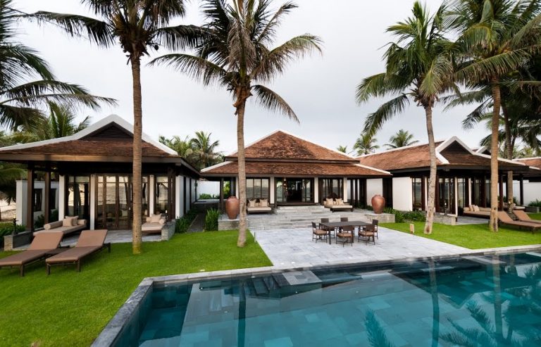 móveis para piscina e jardim