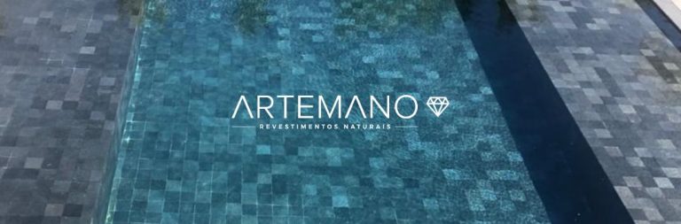 piscina internamente revestida com pedra de lava vulcanica hitam lisa artemano