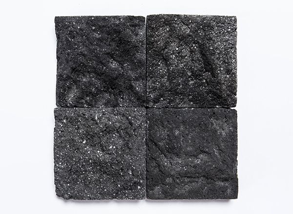 pedra hitam bruta 10x10 artemano
