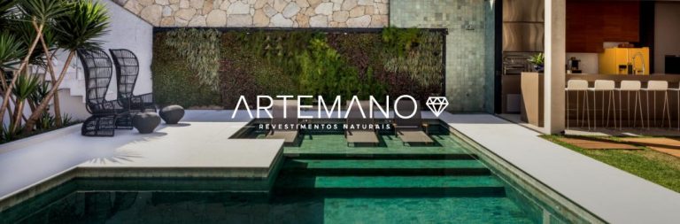 projeto de casa moderna usando revestimentos naturais