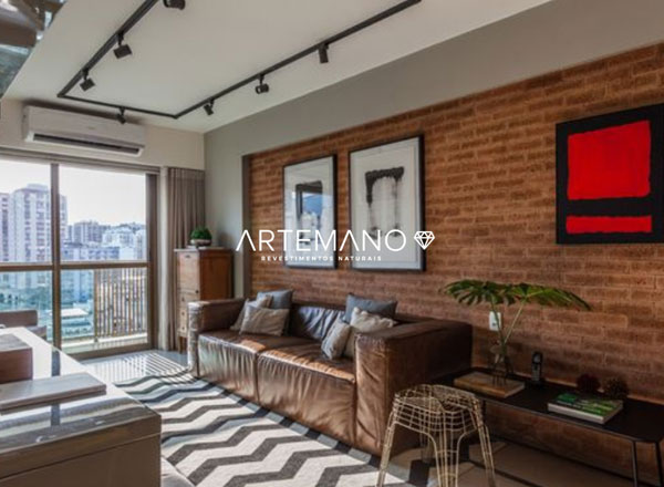 apartamento moderno com revestimento tipo tijolinho aplicado na sala de estar