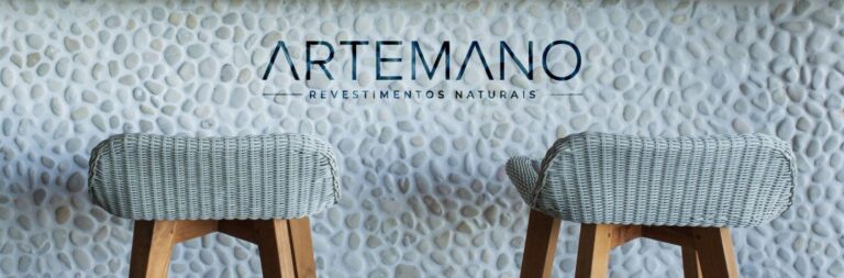 seixo telado branco artemano revestindo bancada de area gormet